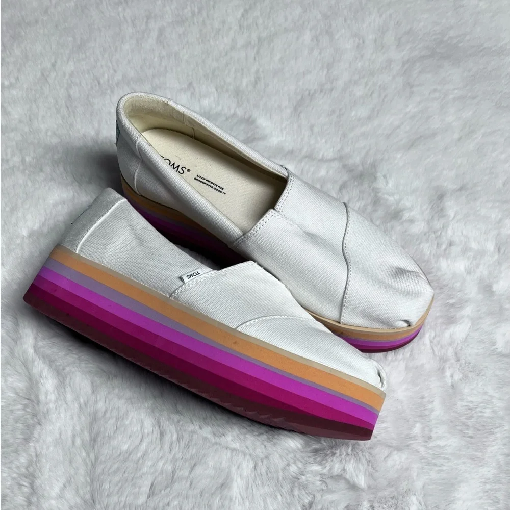 Toms Women's White Platforms with Multicolor Sole